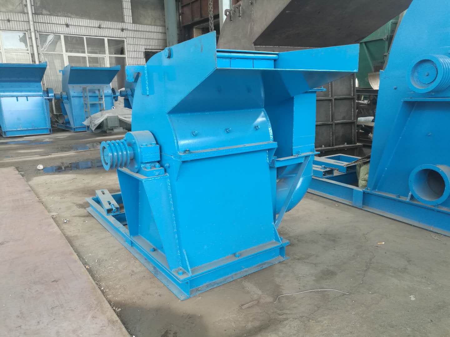 木頭粉碎機(jī)使用中熱源的主要來源